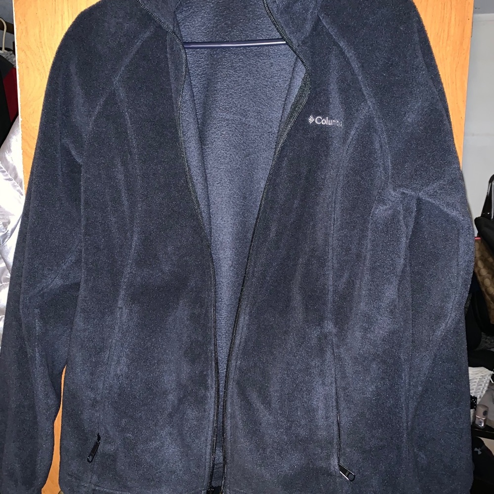 Black Columbia fleece jacket